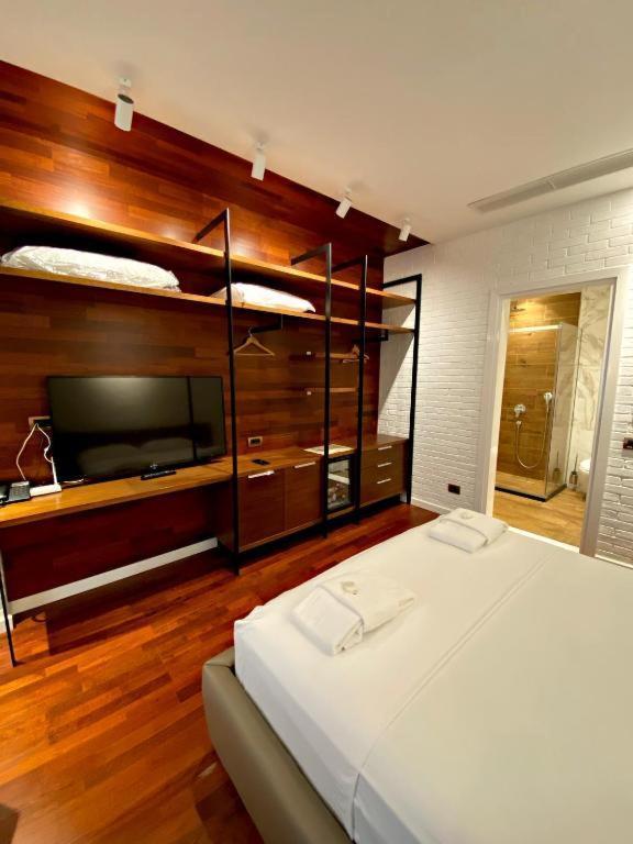 Crown Boutique Hotel Dıraç Dış mekan fotoğraf