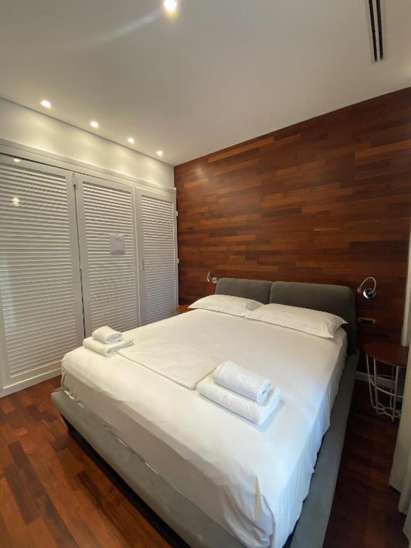 Crown Boutique Hotel Dıraç Dış mekan fotoğraf