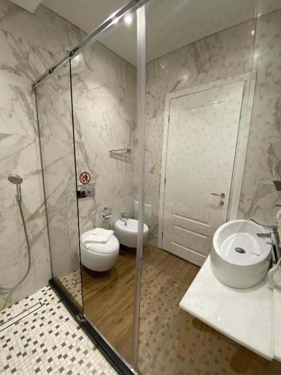 Crown Boutique Hotel Dıraç Dış mekan fotoğraf