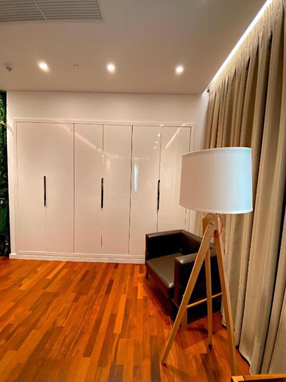 Crown Boutique Hotel Dıraç Dış mekan fotoğraf