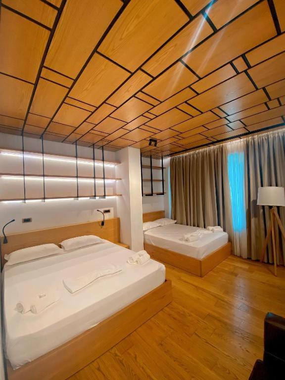 Crown Boutique Hotel Dıraç Dış mekan fotoğraf