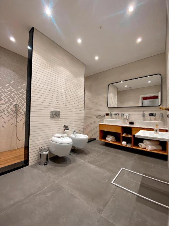 Crown Boutique Hotel Dıraç Dış mekan fotoğraf
